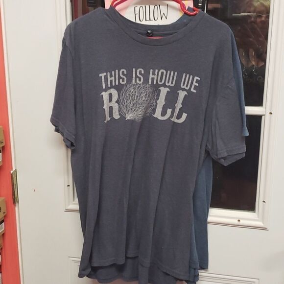 Mens Graphic Crewneck tee "this is how we roll" sz XL GUC - Picture 3 of 6